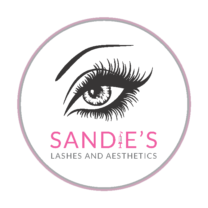 Eyelash technician | Lashes by Sandie Heybridge